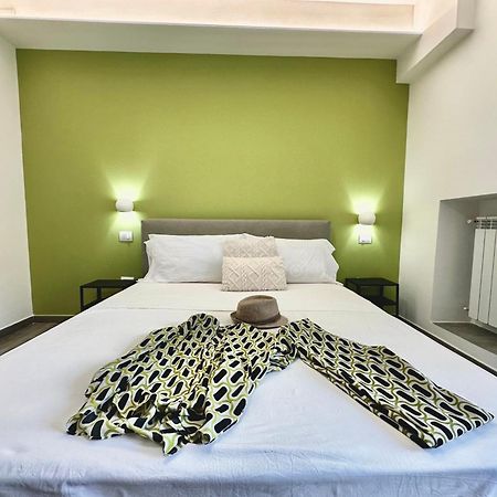 Center Suite Sorrento Baby 2 ภายนอก รูปภาพ