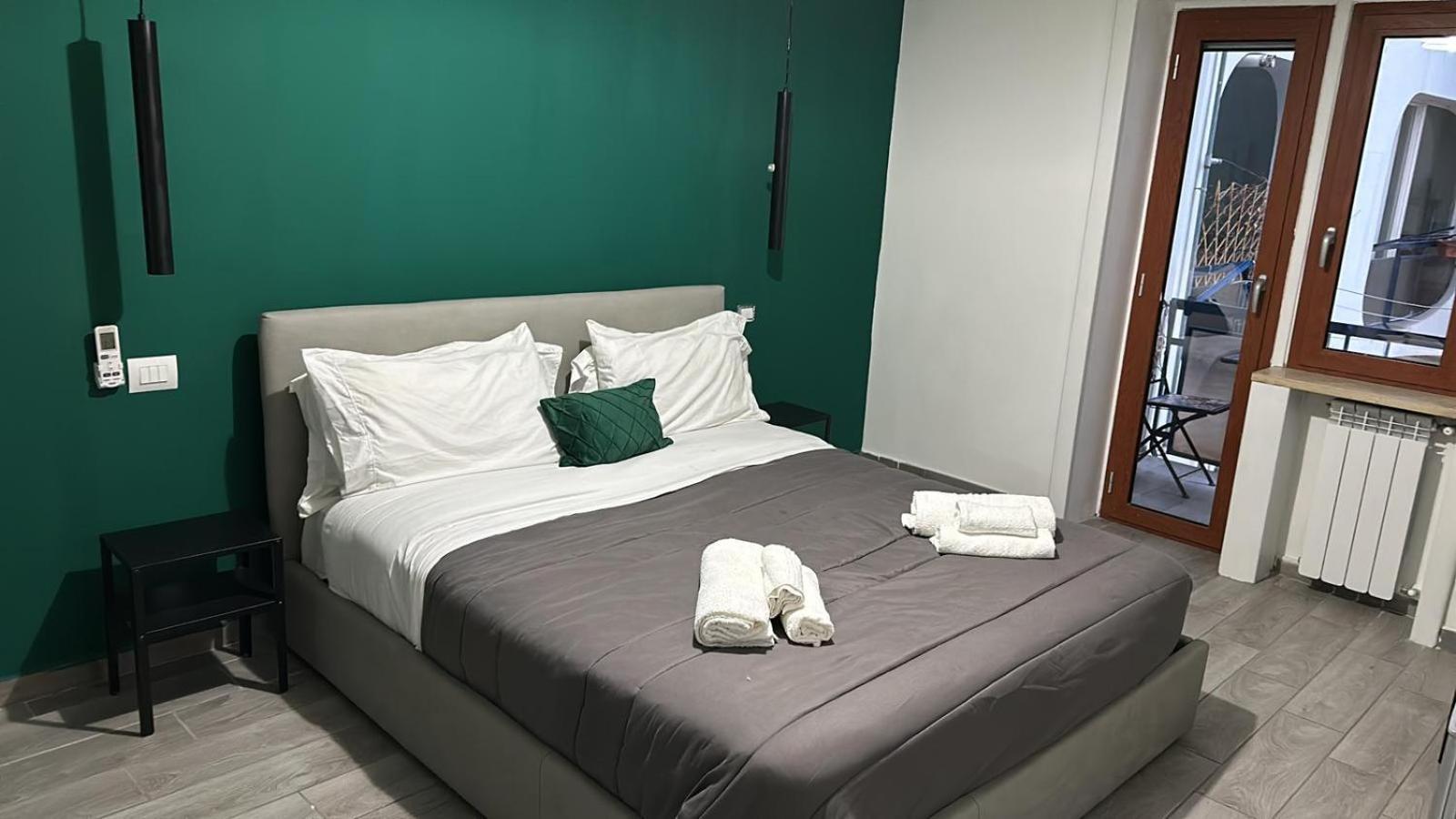 Center Suite Sorrento Baby 2 ภายนอก รูปภาพ